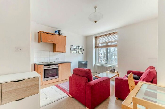 1 Bedroom Flat To Rent In Harrowby Street, Marylebone, London, W1H