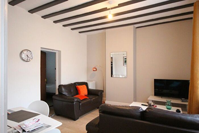 4 Bedroom House To Rent In Homer Terrace, DH1