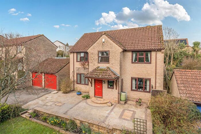 4 Bedroom Detached House For Sale In The Beeches, Beaminster, Dorset, DT8
