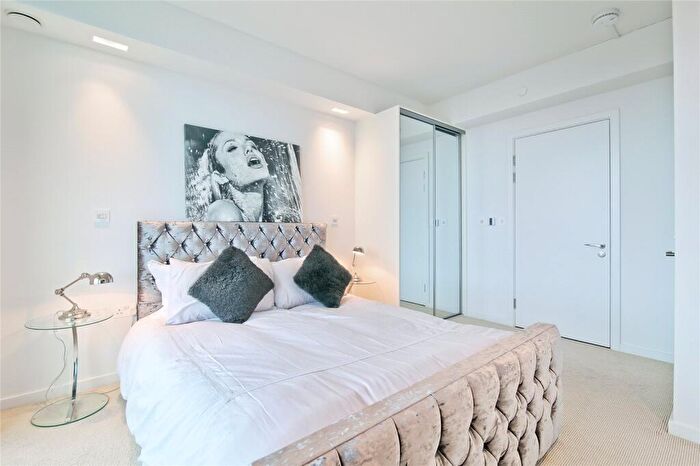 3 Bedroom Apartment To Rent In Tidal Basin Road, London, E16