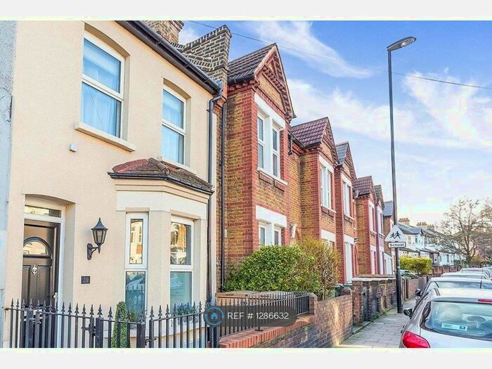 4 Bedroom Terraced House To Rent In Perry Rise, London SE23