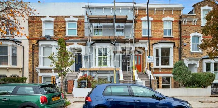 2 Bedroom Flat To Rent In Sydner Road, London, N16