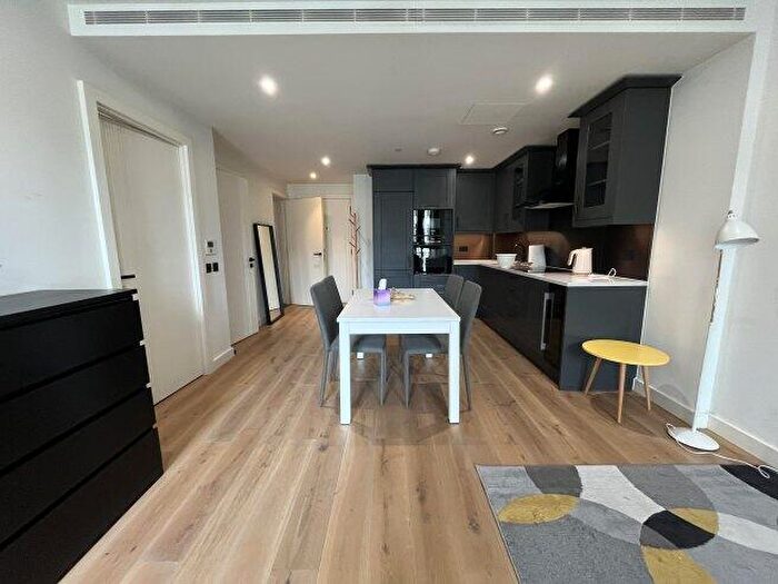 1 Bedroom Flat To Rent In Emery Way, E1W