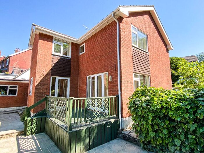 4 Bedroom Detached House To Rent In Fowlers Road, Salisbury, SP1