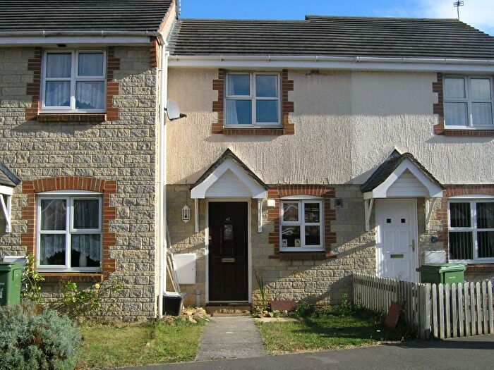 2 Bedroom House To Rent In Cheltenham Drive, Cepen Park South, Chippenham, SN14