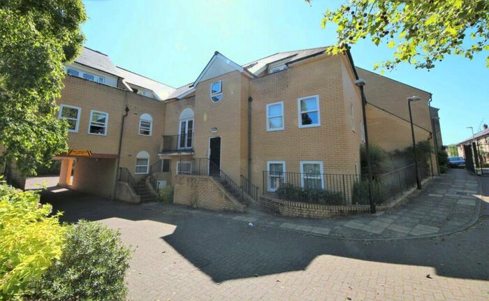 2 Bedroom Flat To Rent In York Terrace, Cambridge, CB1