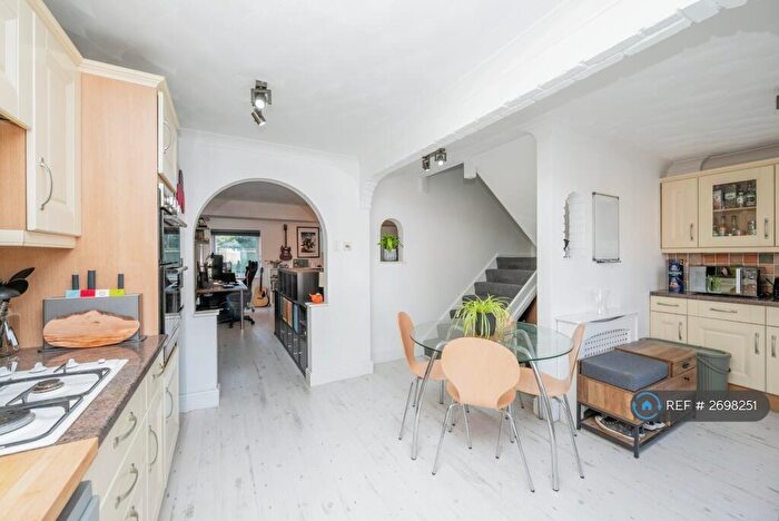 3 Bedroom Semi Detached House To Rent In Tansy Close, Norwich, NR6