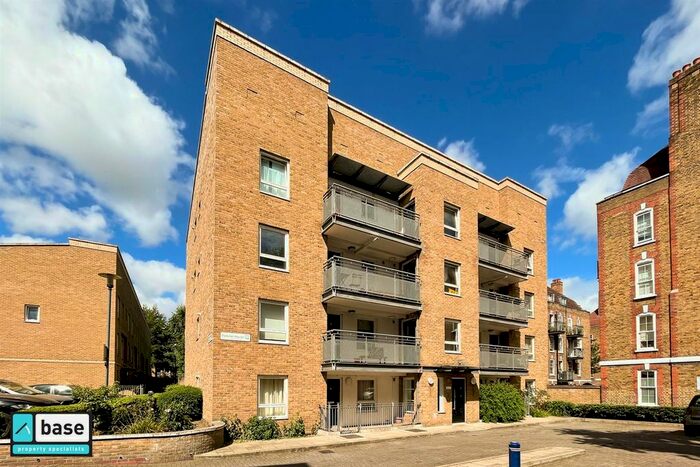 1 Bedroom Flat To Rent In Nuttall Street, Hoxton, London, N1