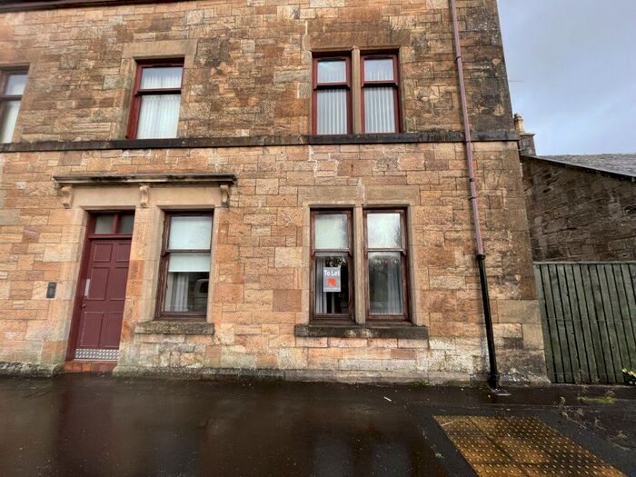 2 Bedroom Flat To Rent In Kirkland Rd Kilbirnie, KA25