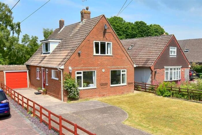 4 Bedroom Detached House For Sale In Charlesford Avenue, Kingswood, Maidstone, Kent, ME17
