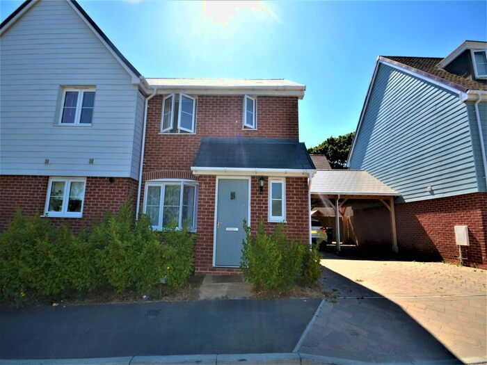 3 Bedroom Semi-Detached House To Rent In Watergate, Bexhill-On-Sea, TN39