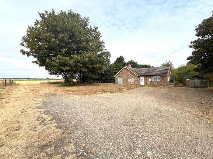 3 Bedroom Detached Bungalow For Sale In Bucks Drove, Ramsey, Huntingdon, PE28