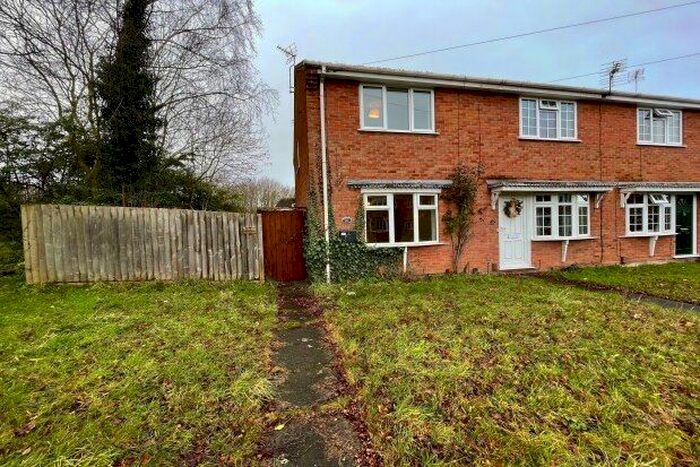 2 Bedroom Property To Rent In Langdale Grove, Nottingham, NG13