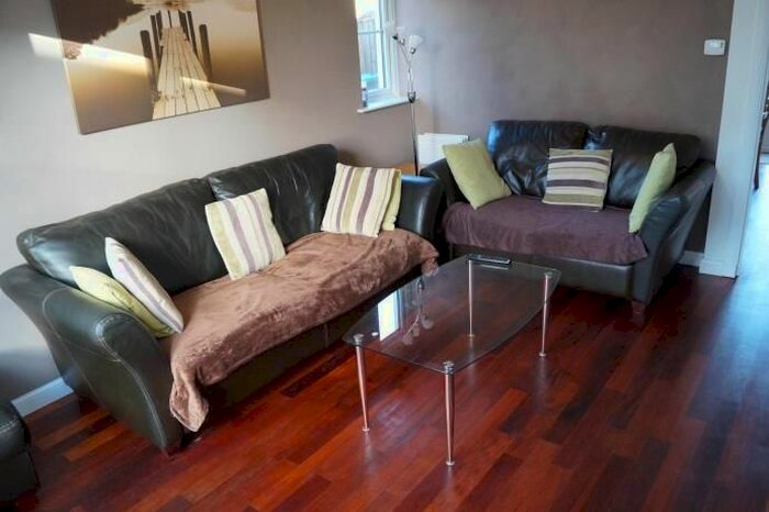 2 Bedroom Semi-Detached House To Rent In Threave Wynd, Inverurie, AB51