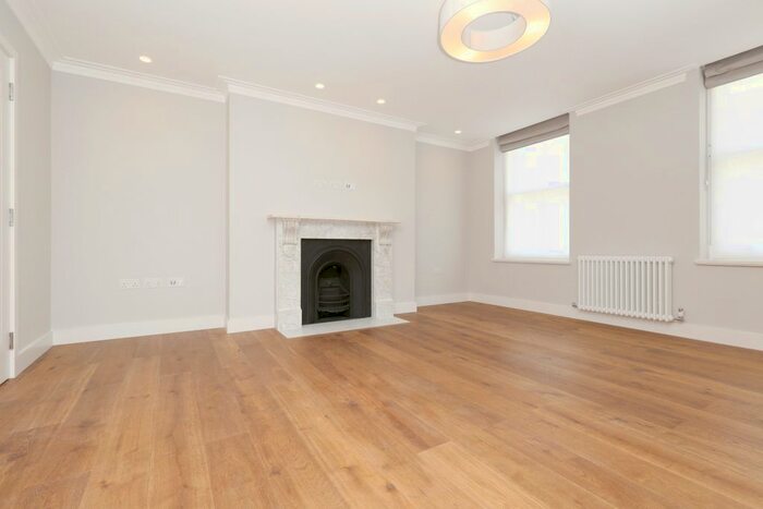 2 Bedroom Flat To Rent In New Quebec Street, London, W1H