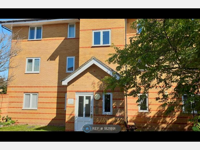 2 Bedroom Flat To Rent In New Eltham, London, SE9