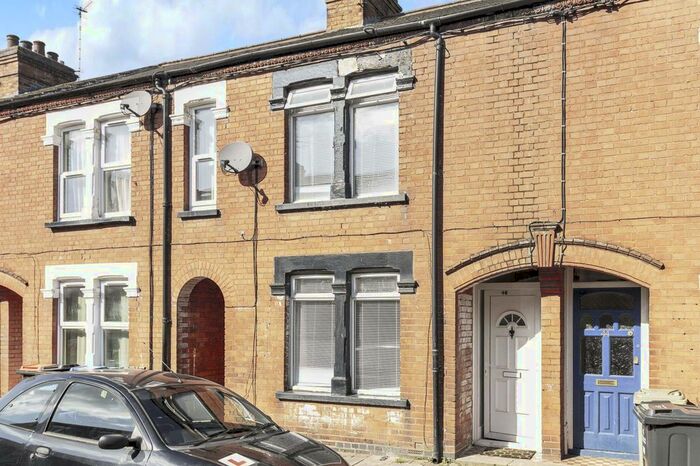 3 Bedroom Property To Rent In King Edward Street, New Bradwell, MK13