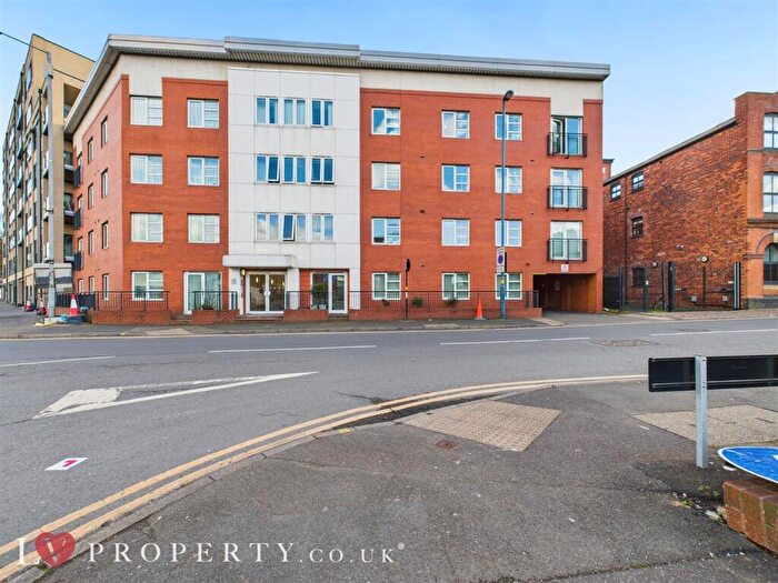 2 Bedroom Apartment For Sale In Clement Street, City Centre, Birmingham, West Midlands, B1