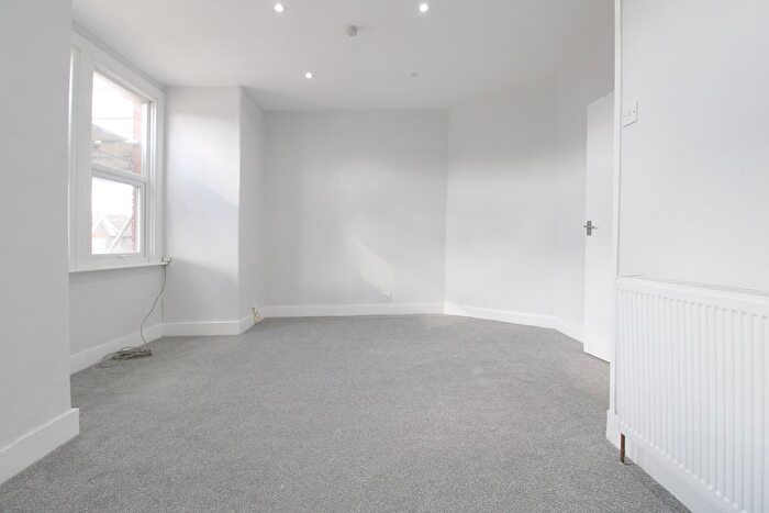 2 Bedroom Maisonette To Rent In Parkfield Road, South Harrow, HA2