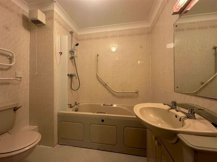 1 Bedroom Retirement Property To Rent In Watford Road, Wembley, HA0