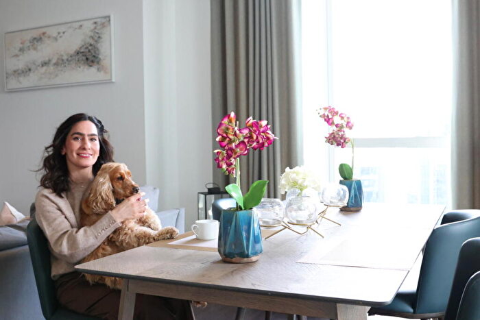 3 Bedroom Flat To Rent In Sirocco Tower, Harbour Way, London, E14