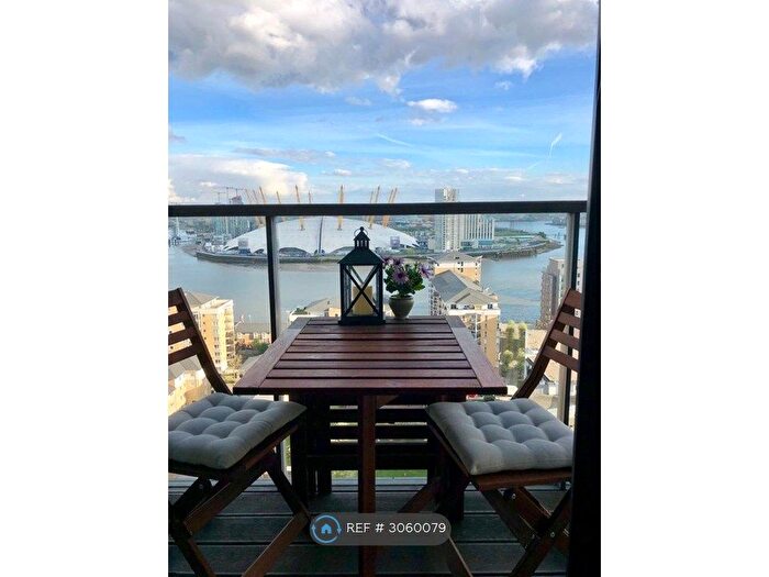 2 Bedroom Flat To Rent In Elektron Tower, London, E14
