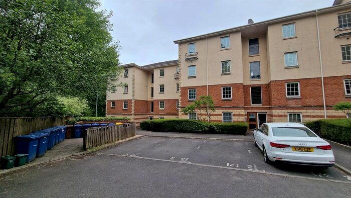 2 Bedroom Flat To Rent In Silver Birch Wynd, Port Glasgow, PA14