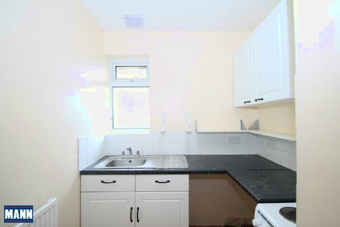 2 Bedroom Flat To Rent In Darenth Road, Dartford, Kent, DA1
