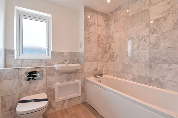 2 Bedroom Semi-Detached House For Sale In Melditch Way, Cherry Hinton, Cambridge, CB1