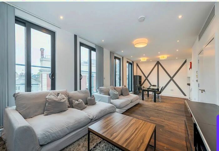 4 Bedroom Flat To Rent In Old Street, Shoreditch, EC1V
