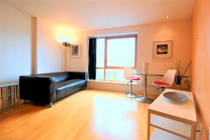 1 Bedroom Apartment To Rent In Cartier House, The Boulevard, Leeds, LS10