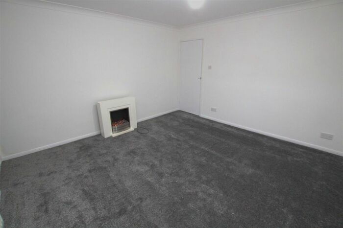 2 Bedroom Flat To Rent In Billingham Road, Stockton-On-Tees, TS20