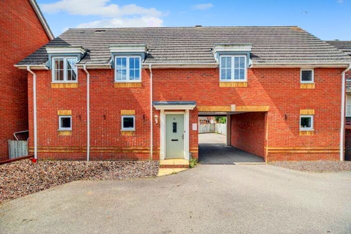2 Bedroom Coach House To Rent In Bluebell Close, Corby, NN18