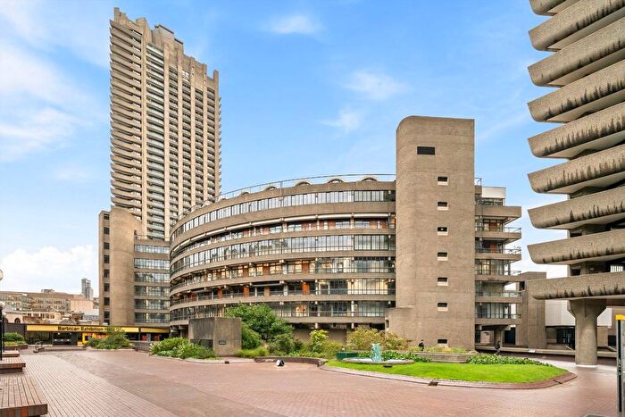 1 Bedroom Flat To Rent In Frobisher Crescent, Barbican, EC2Y