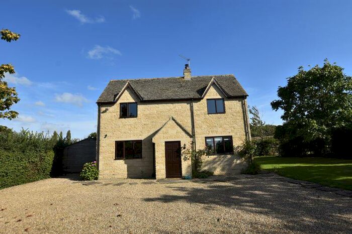 3 Bedroom Detached House To Rent In Upper Wick, Dursley, GL11