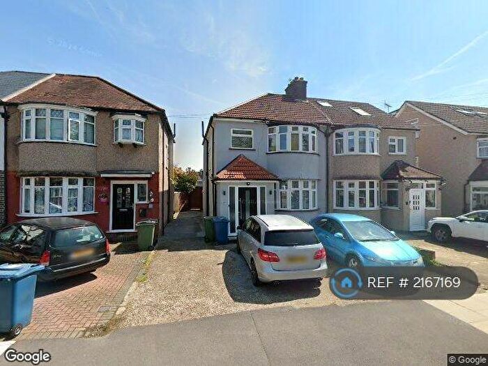1 Bedroom Flat To Rent In Kenmore Avenue, Harrow, HA3