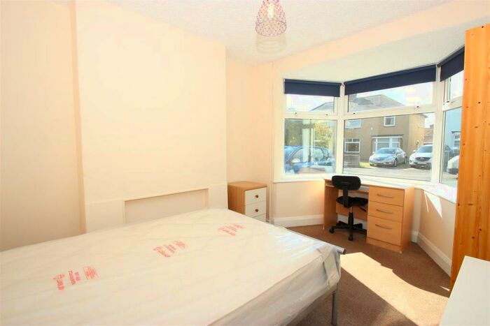 1 Bedroom House To Rent In Benson Road, Headington, OX3