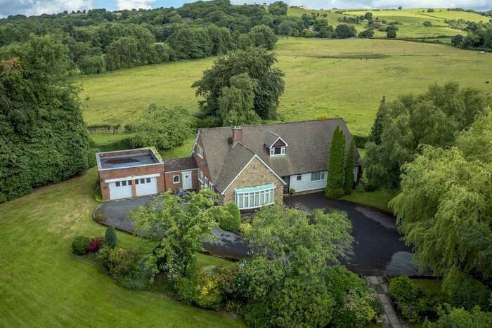 4 Bedroom Detached House For Sale In Cowlishaw Brow, Romiley, Stockport, SK6