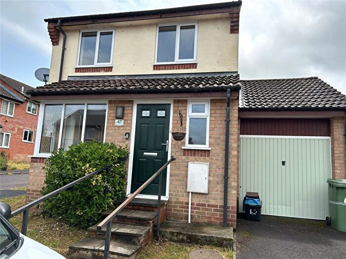 3 Bedroom Detached House To Rent In Pendragon Park, Glastonbury, Somerset, BA6