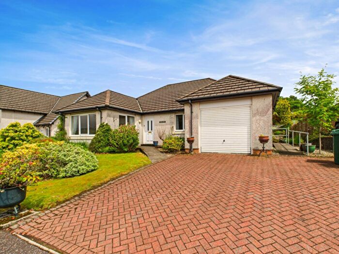 3 Bedroom Detached Bungalow For Sale In Fernoch Crescent, Lochgilphead, Argyll, PA31