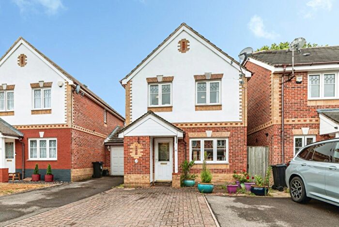 3 Bedroom House To Rent In Amber Close, Earley, Reading, RG6