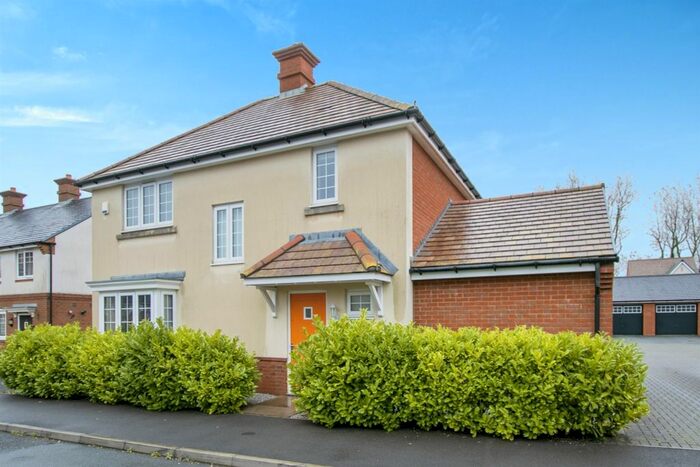 3 Bedroom Detached House For Sale In Baggs Lane, Wareham, BH20