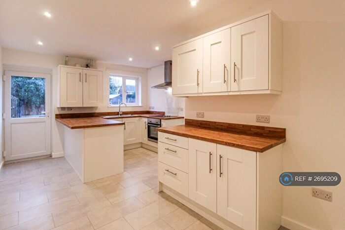 3 Bedroom Terraced House To Rent In Cherry Holt, Newark, NG24