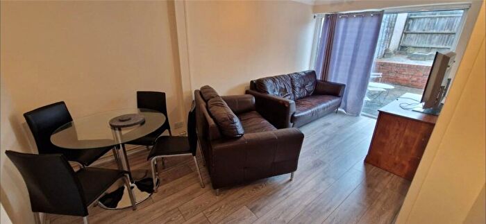 4 Bedroom Terraced House To Rent In Swift Road, Farnham, Surrey, GU9