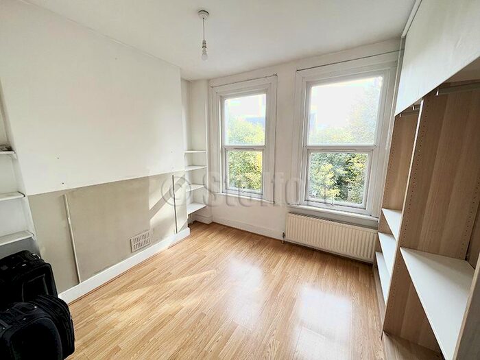 2 Bedroom Flat To Rent In Belgrave Mansions, Coldharbour Lane, London, SW9