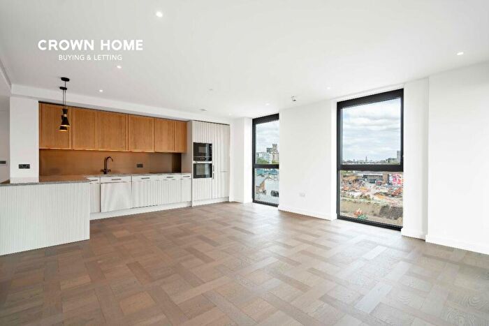2 Bedroom Apartment To Rent In Boxwood Gardens, London Dock, E1W