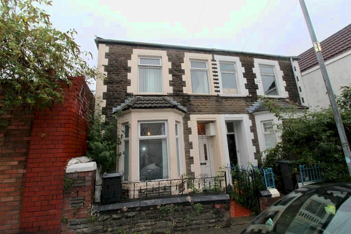 3 Bedroom Property To Rent In Minny Street, Cathays, Cardiff, CF24