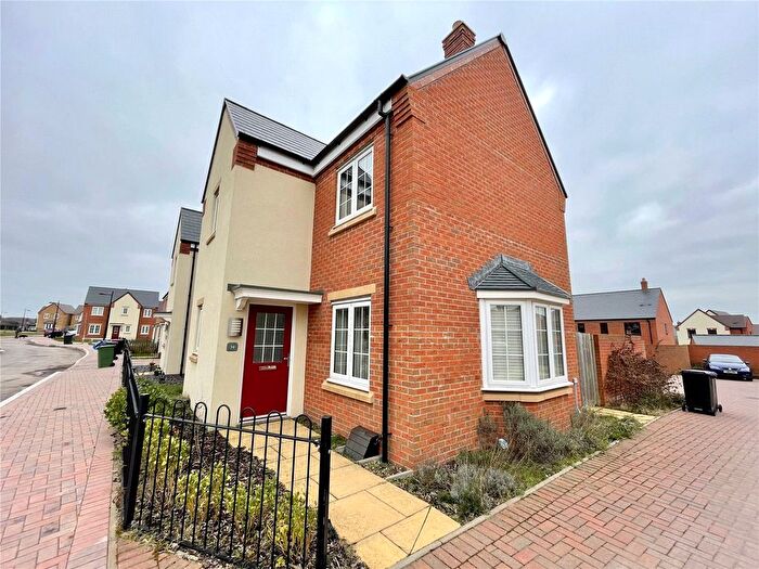 3 Bedroom Semi-Detached House To Rent In Crystal Drive, Lightmoor Village, Telford, Shropshire, TF4