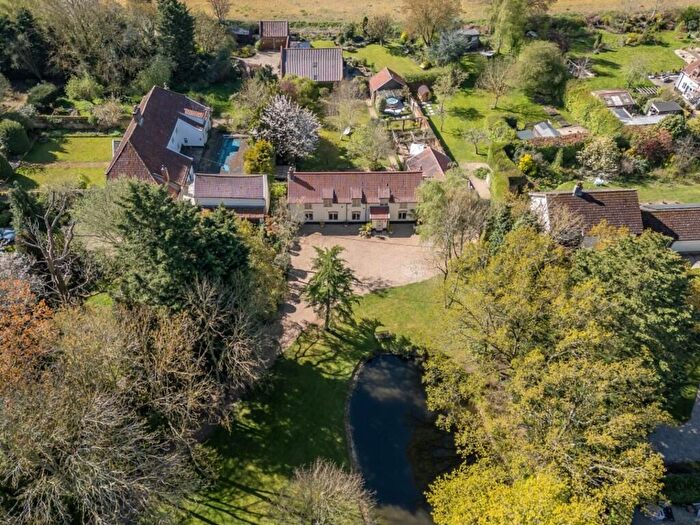 5 Bedroom Detached House For Sale In Colton, Norwich, NR9