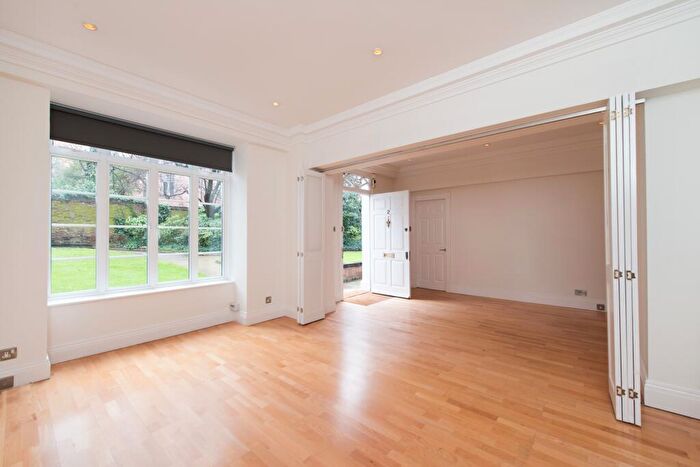 1 Bedroom Apartment To Rent In Grove End Gardens, Grove End Road, St John's Wood, London, NW8